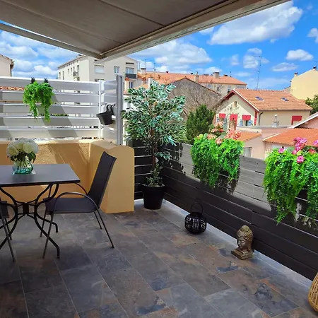 Apartment L
